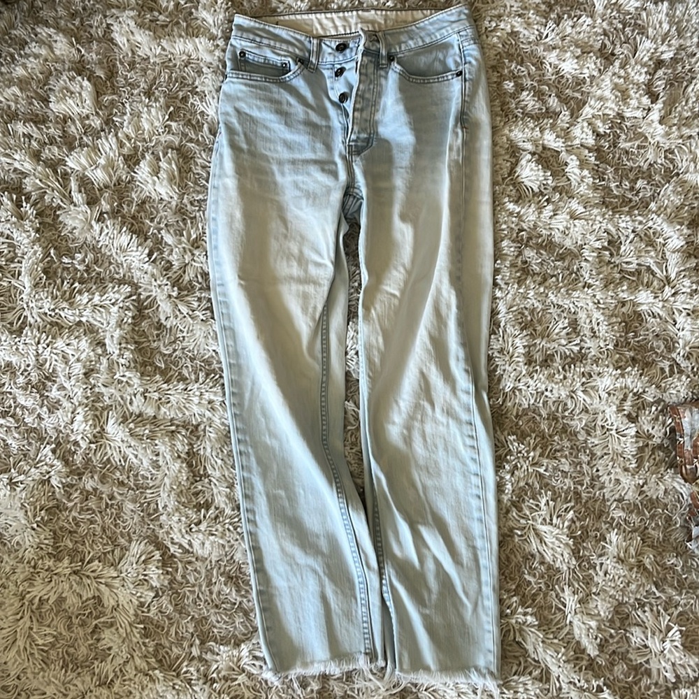 Women’s jeans